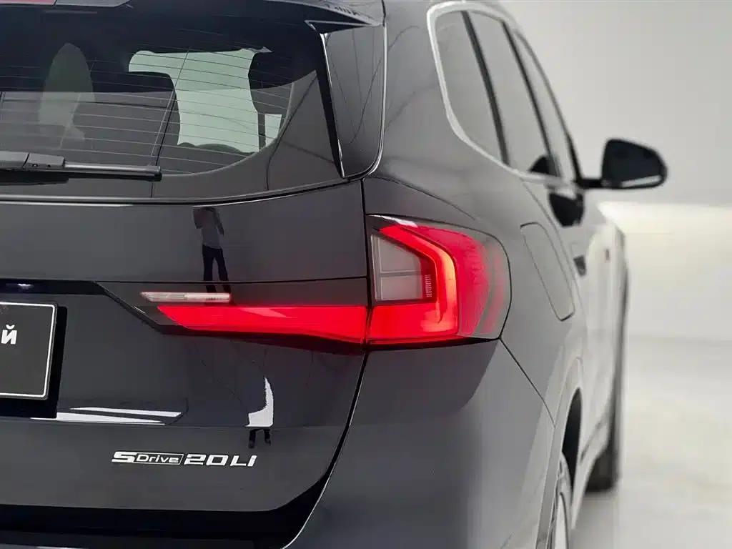 2023 BMW X1 sDrive20Li X Design Package — миниатюра 9