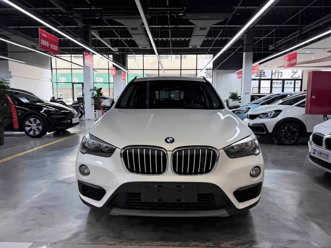 BMW X1 2019 sDrive18Li Fashion Edition — миниатюра 2