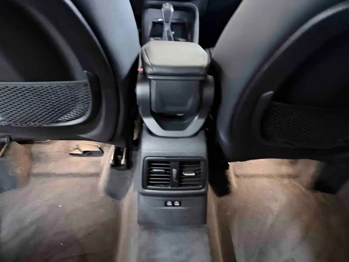 BMW X1 2019 sDrive18Li Fashion Edition — миниатюра 11