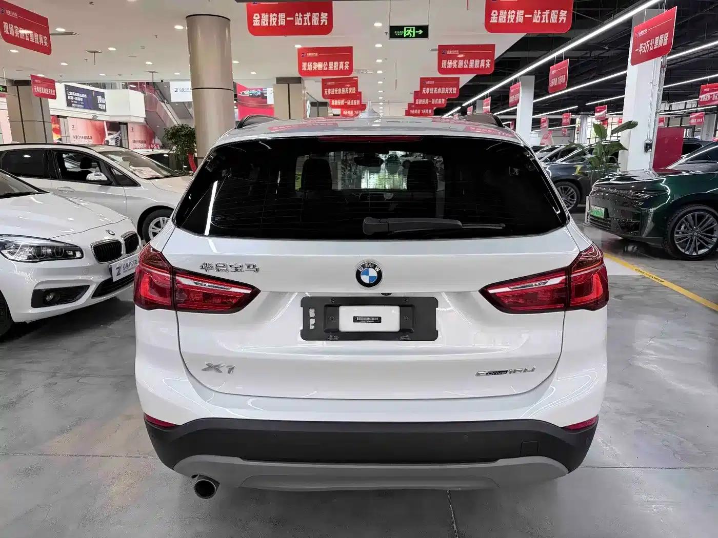 BMW X1 2019 sDrive18Li Fashion Edition — миниатюра 14