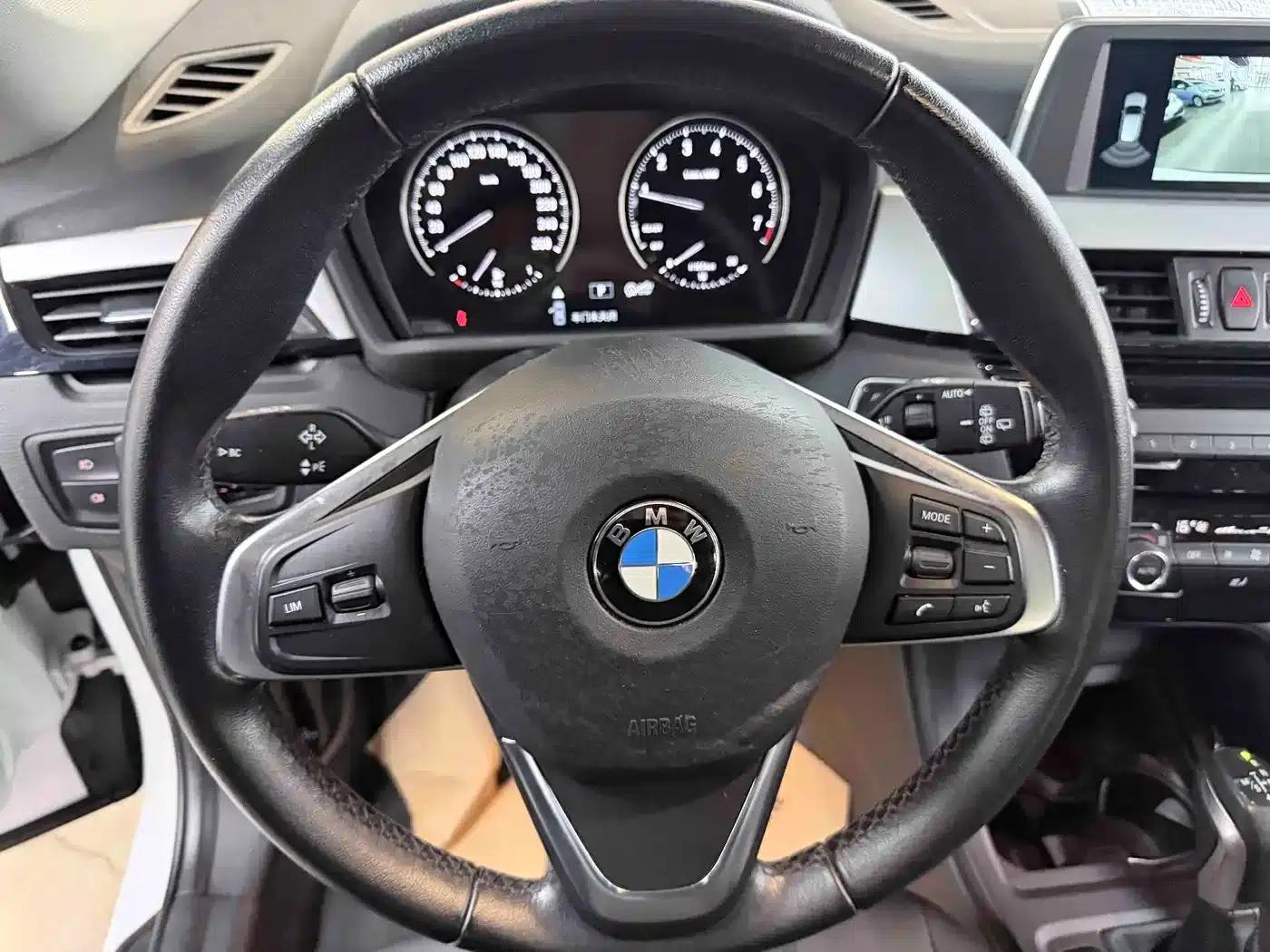 BMW X1 2019 sDrive18Li Fashion Edition — миниатюра 5