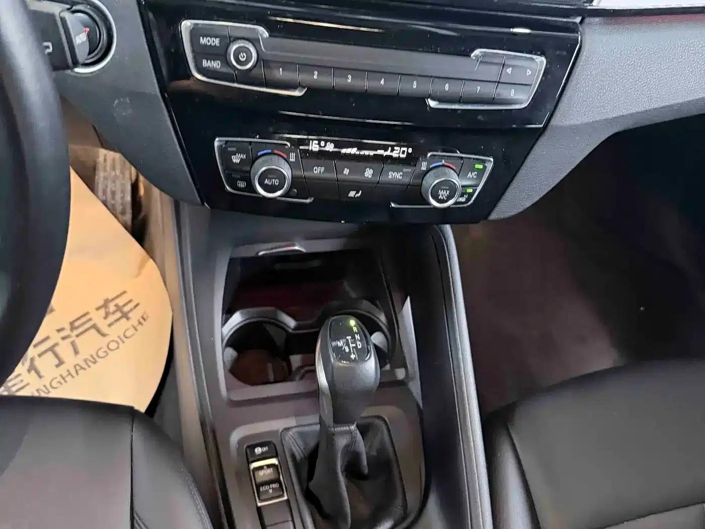 BMW X1 2019 sDrive18Li Fashion Edition — миниатюра 9
