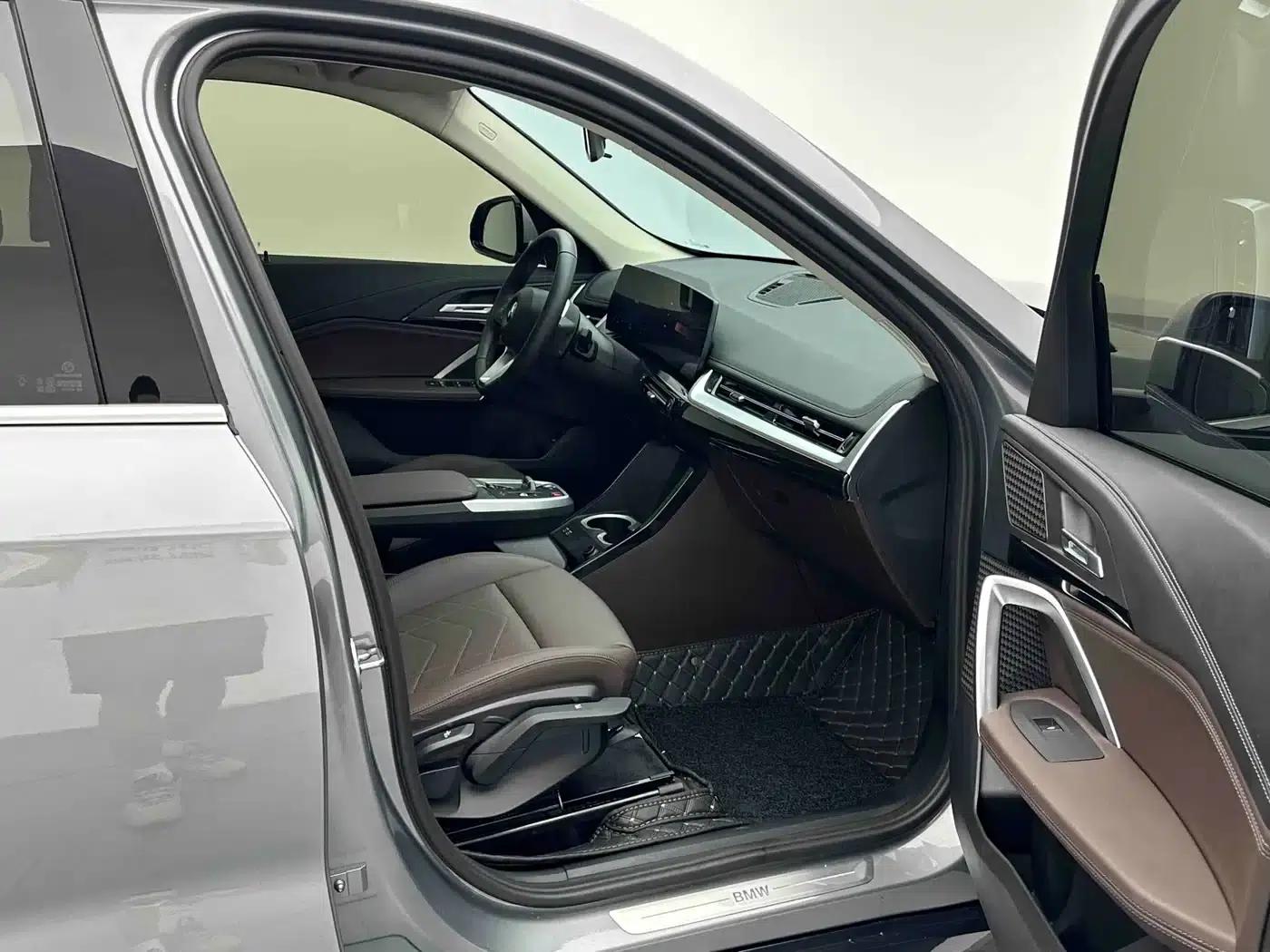 2023 BMW X1 sDrive20Li X Design Package — миниатюра 7