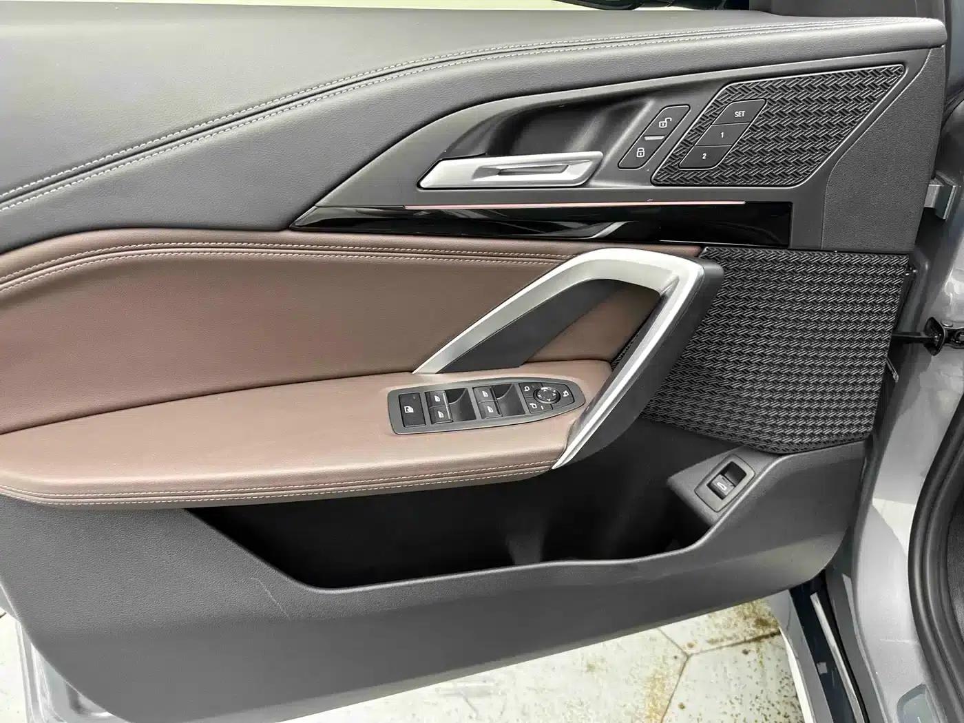 2023 BMW X1 sDrive20Li X Design Package — миниатюра 10