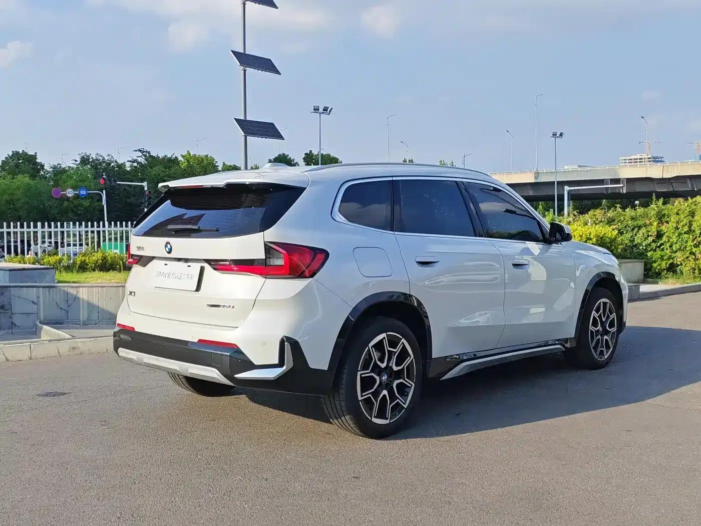 2023 BMW X1 xDrive25Li X Design Package — миниатюра 5
