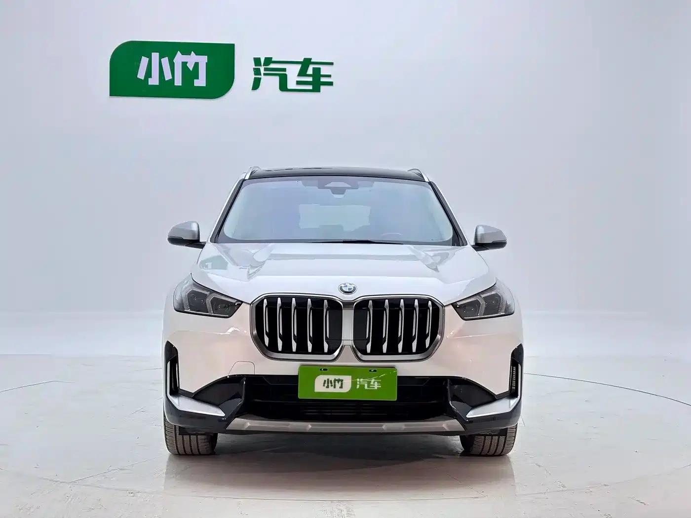 2023 BMW X1 sDrive20Li X Design Package — миниатюра 2