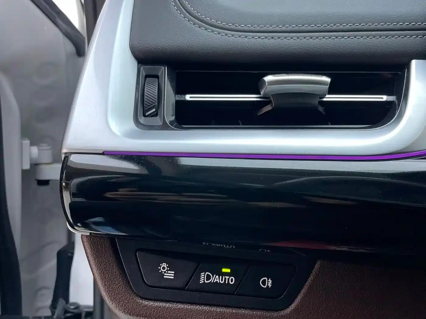 2023 BMW X1 sDrive20Li X Design Package — миниатюра 15