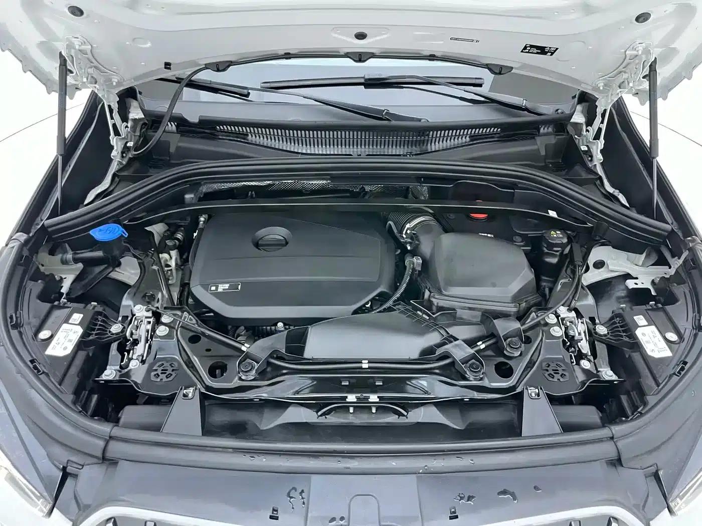2023 BMW X1 sDrive20Li X Design Package — миниатюра 22