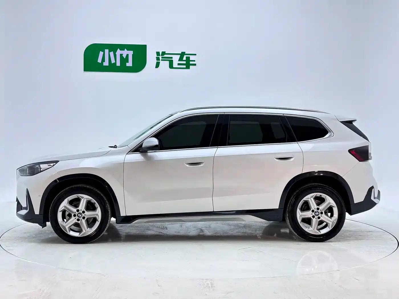 2023 BMW X1 sDrive20Li X Design Package — миниатюра 7
