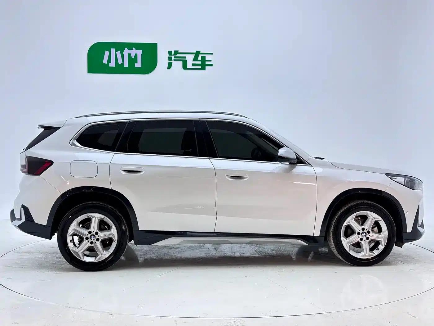 2023 BMW X1 sDrive20Li X Design Package — миниатюра 7
