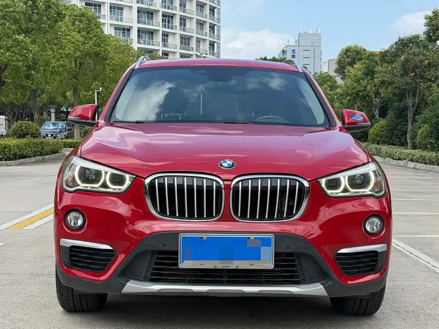 BMW X1 2018 sDrive18Li Premium — миниатюра 1