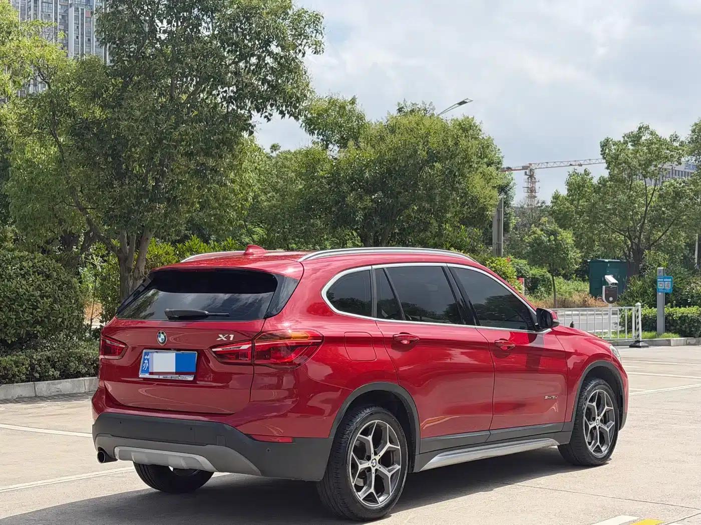 BMW X1 2018 sDrive18Li Premium — миниатюра 3