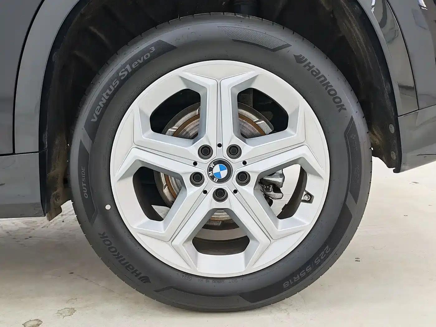 2023 BMW X1 sDrive20Li X Design Package — миниатюра 18