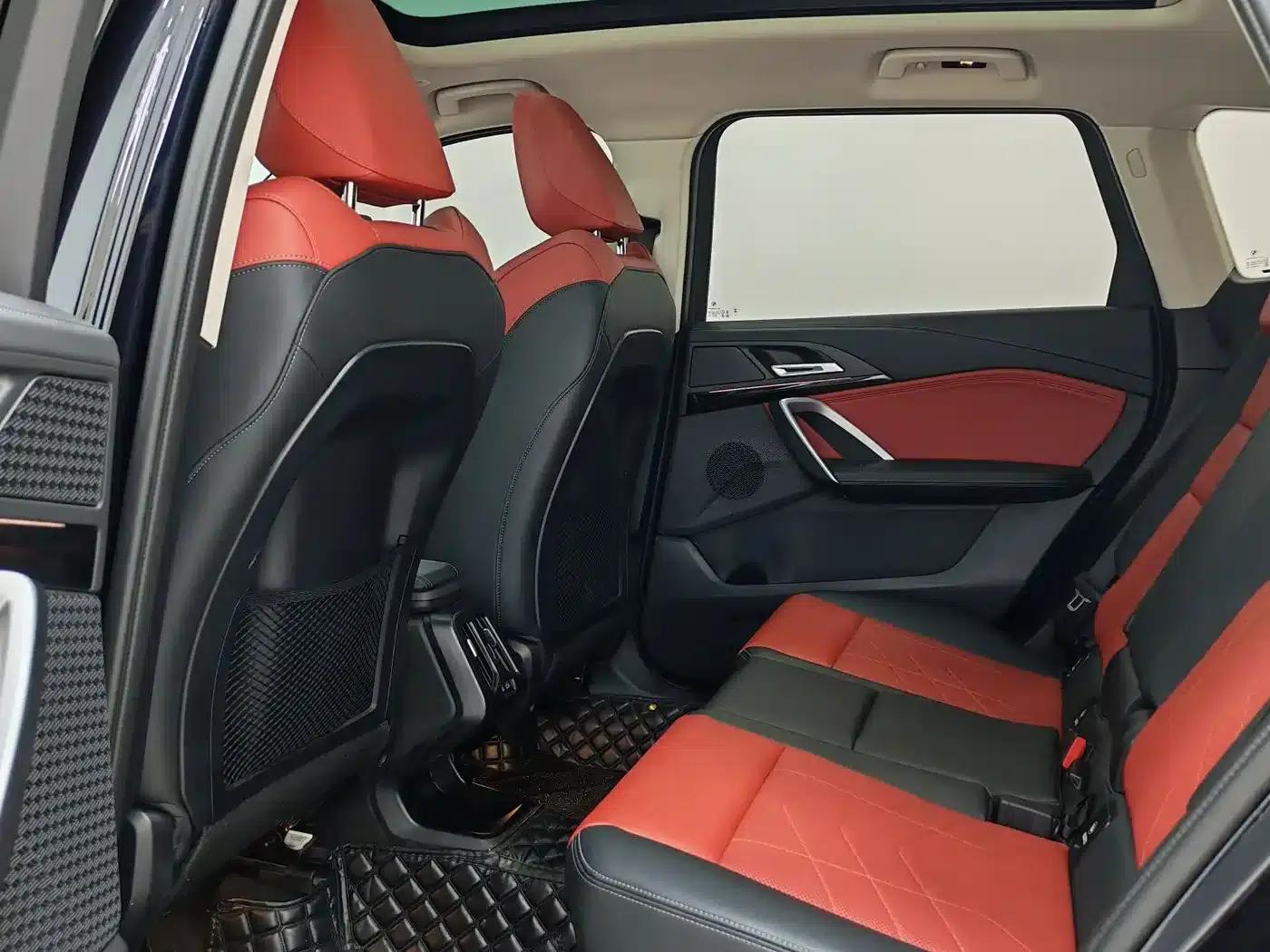2023 BMW X1 sDrive20Li X Design Package — миниатюра 8