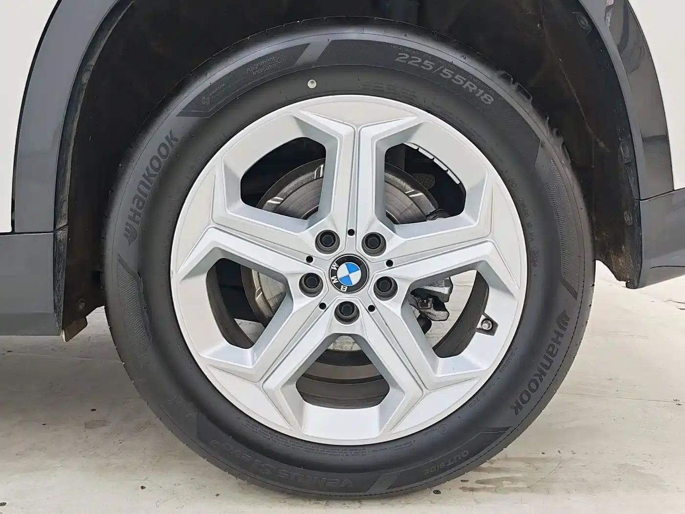 BMW X1 2024 sDrive20Li X Design Package — миниатюра 19