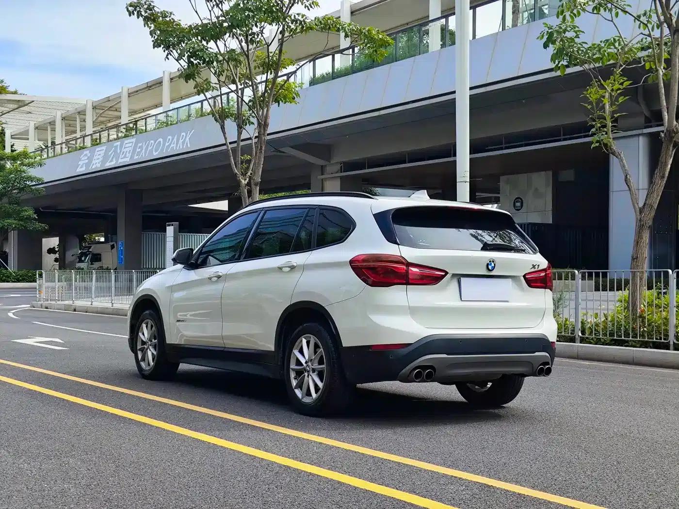 BMW X1 2018 sDrive18Li Fashion Edition — миниатюра 7