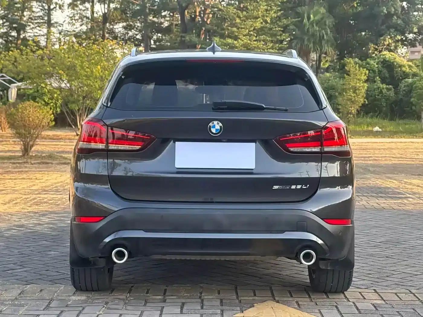 BMW X1 2022 sDrive25Li Leading Edition — миниатюра 6