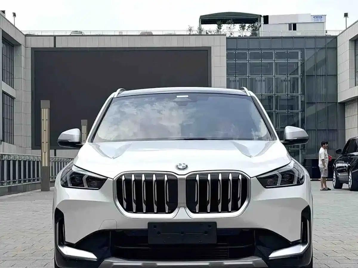 2024 BMW X1 xDrive25Li X Design Package — миниатюра 2