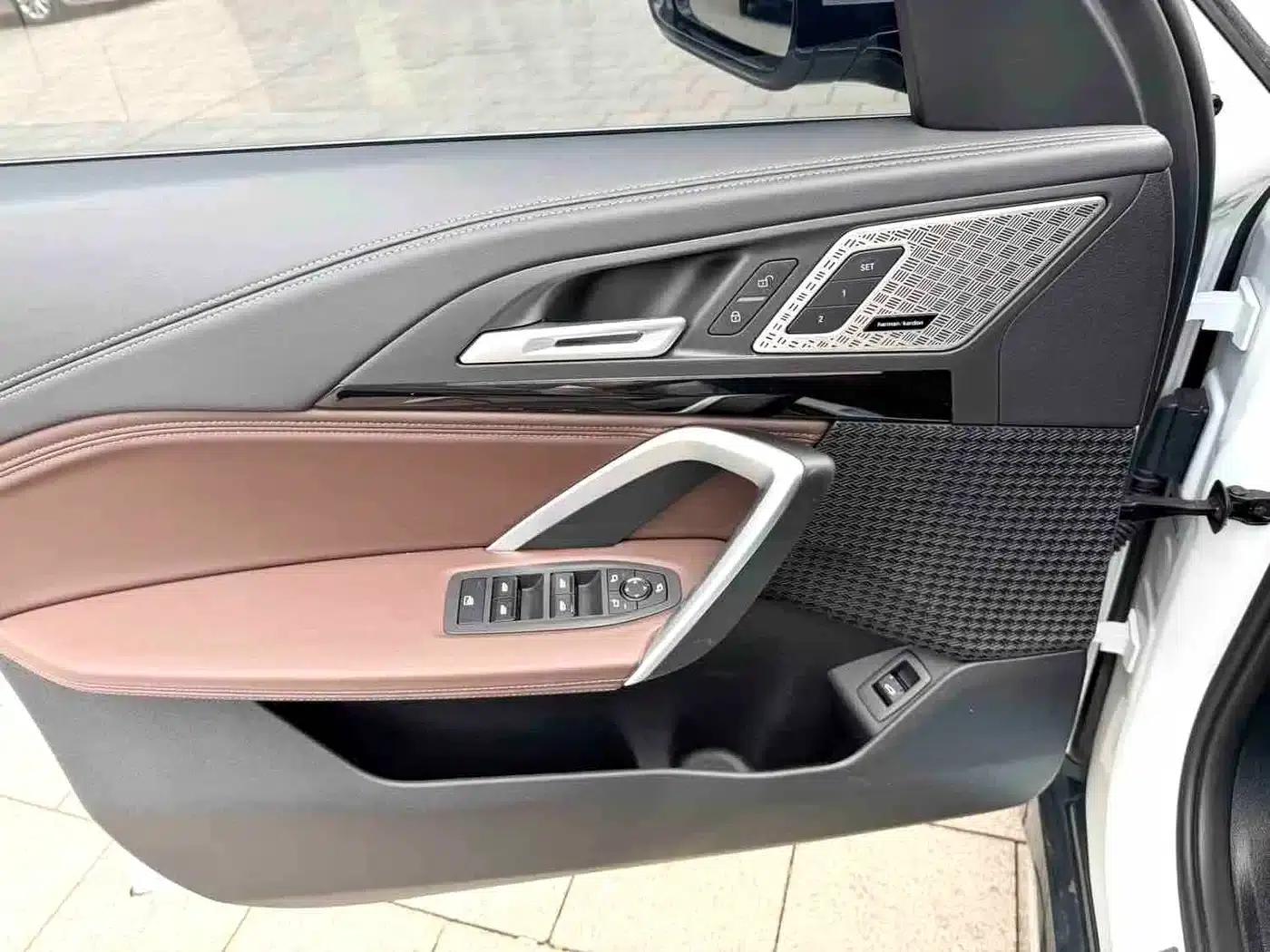 2024 BMW X1 xDrive25Li X Design Package — миниатюра 5