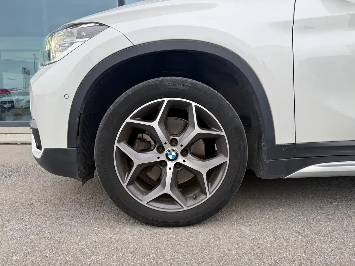BMW X1 2019 sDrive18Li Premium — миниатюра 11
