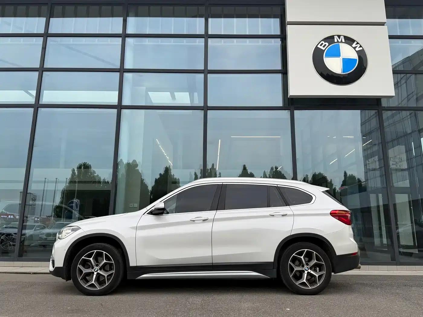 BMW X1 2019 sDrive18Li Premium — миниатюра 10