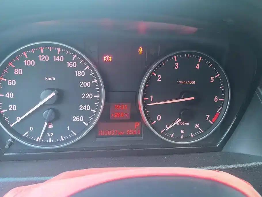 BMW X1 2015 sDrive18i Leading Upgrade Edition — миниатюра 14
