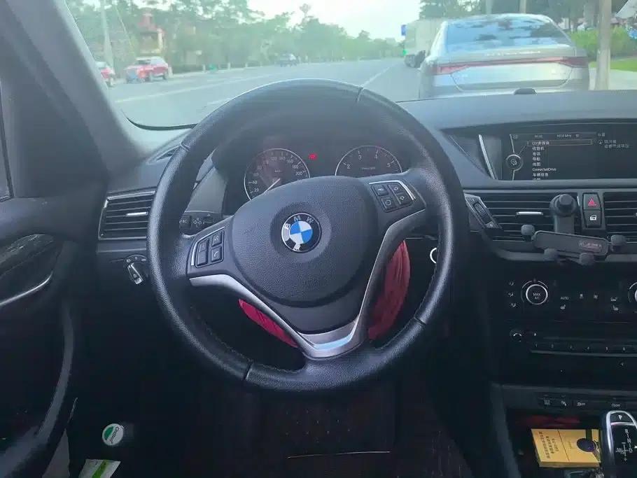 BMW X1 2015 sDrive18i Leading Upgrade Edition — миниатюра 15