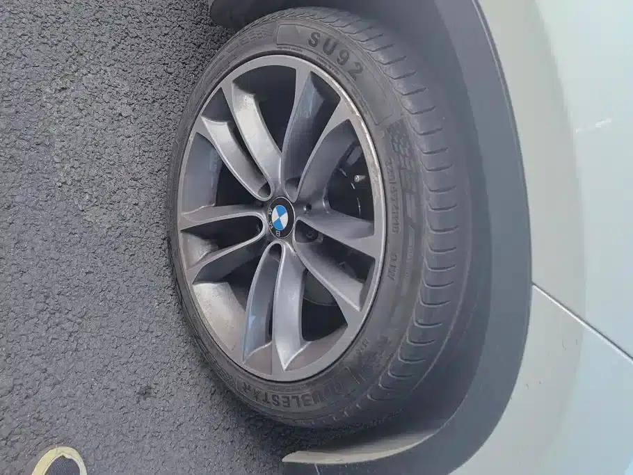 BMW X1 2015 sDrive18i Leading Upgrade Edition — миниатюра 6