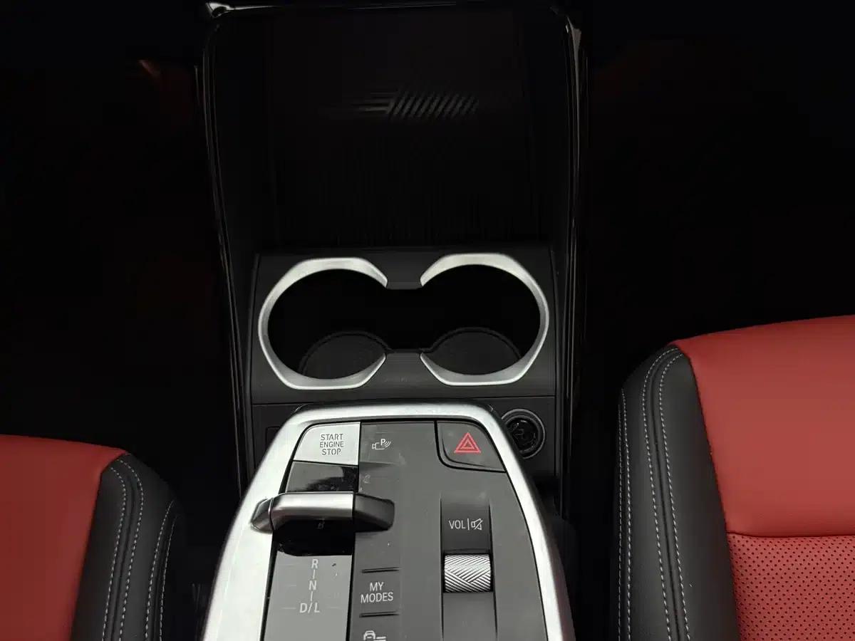 2023 BMW X1 sDrive20Li X Design Package — миниатюра 12