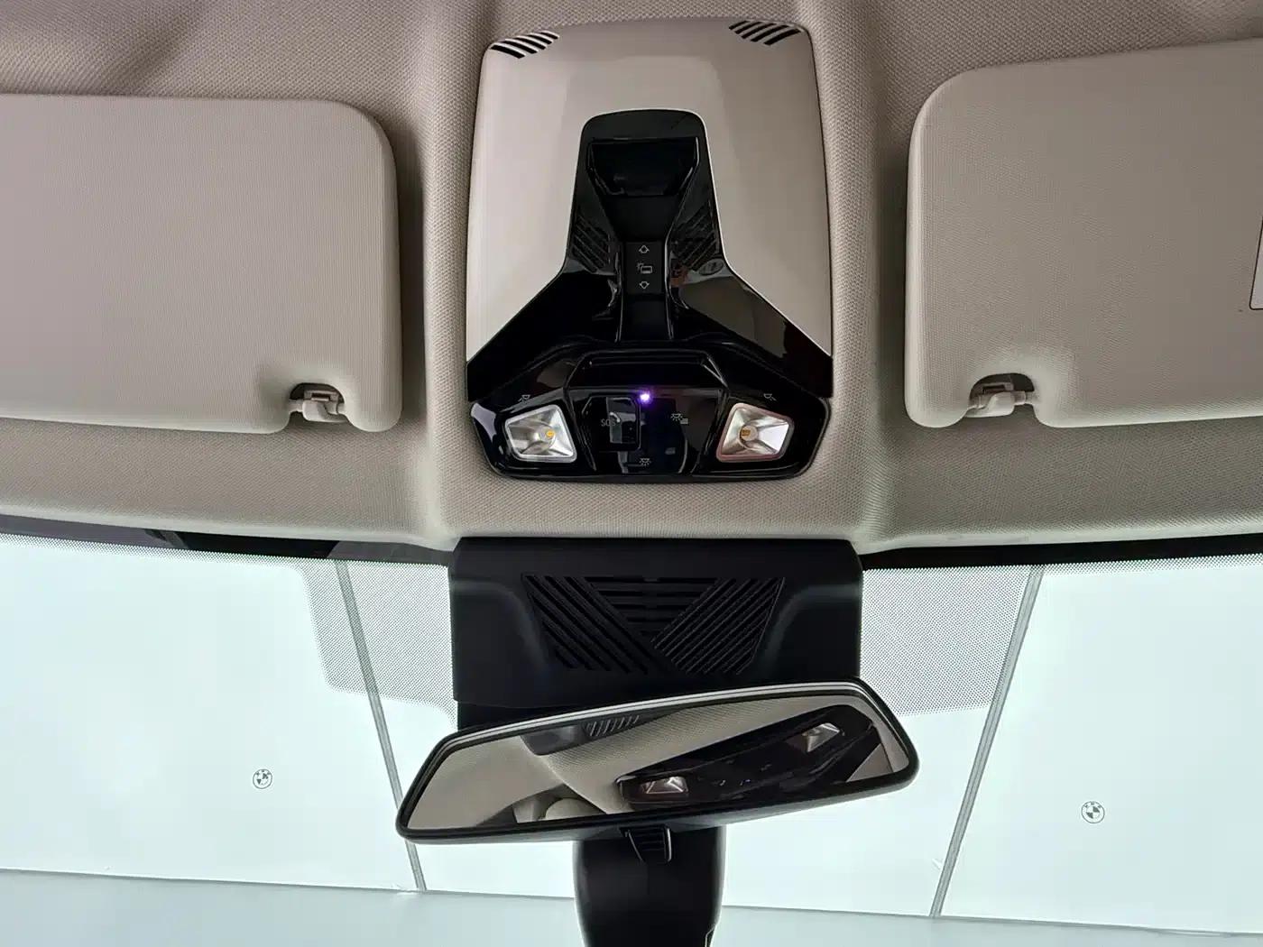 2023 BMW X1 sDrive20Li X Design Package — миниатюра 14