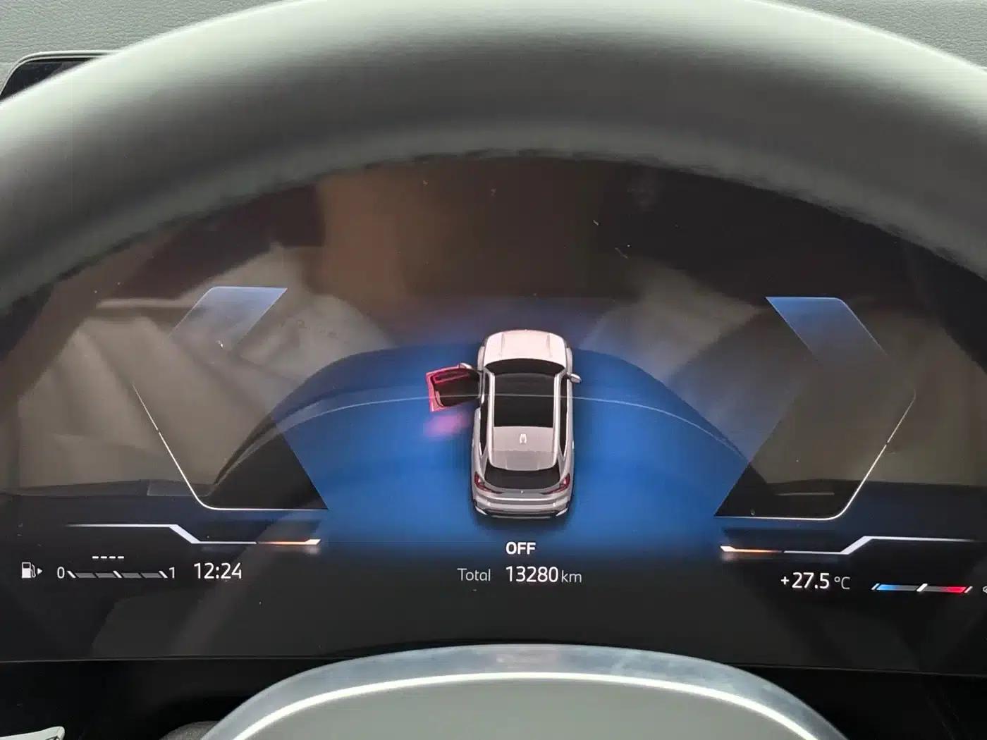 2023 BMW X1 sDrive20Li X Design Package — миниатюра 20