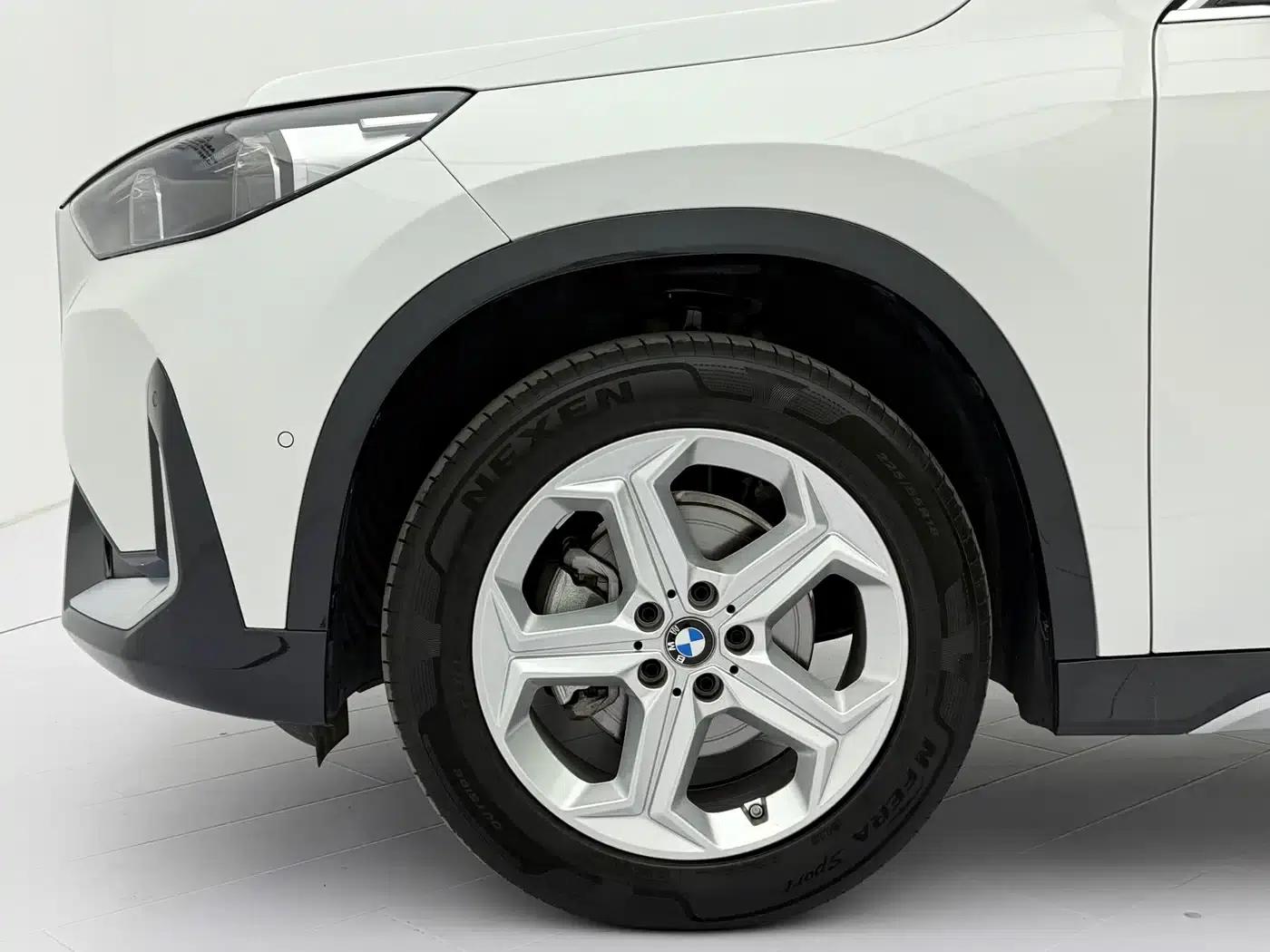 2023 BMW X1 sDrive20Li X Design Package — миниатюра 22