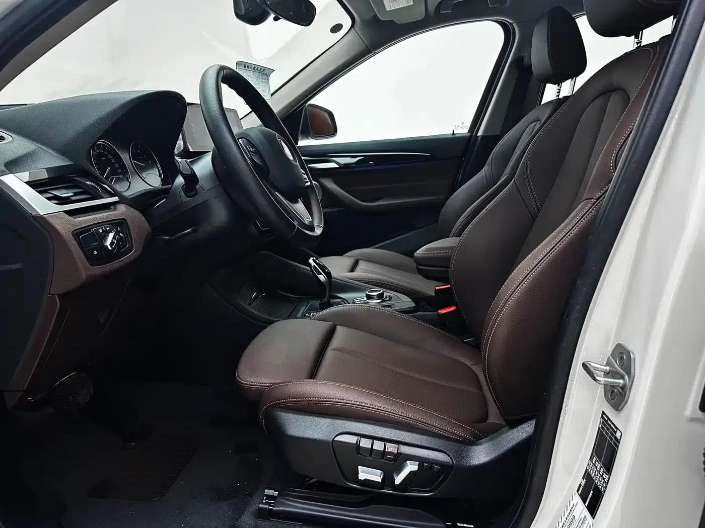 BMW X1 2021 sDrive20Li Fashion Edition — миниатюра 11
