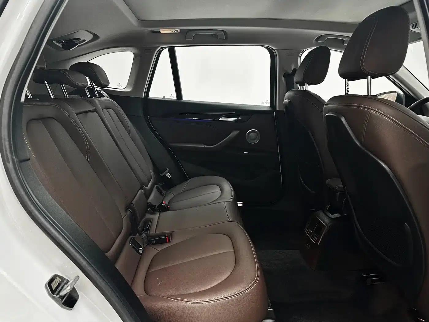 BMW X1 2021 sDrive20Li Fashion Edition — миниатюра 15