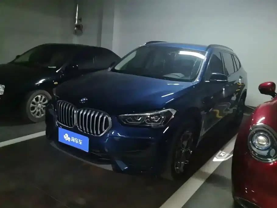 BMW X1 2022 sDrive25Li Leading Edition — миниатюра 1