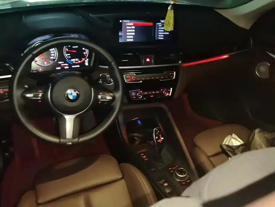 BMW X1 2022 sDrive25Li Leading Edition — миниатюра 12