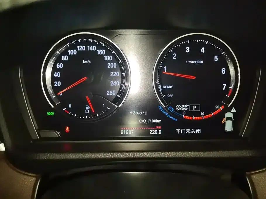 BMW X1 2022 sDrive25Li Leading Edition — миниатюра 14