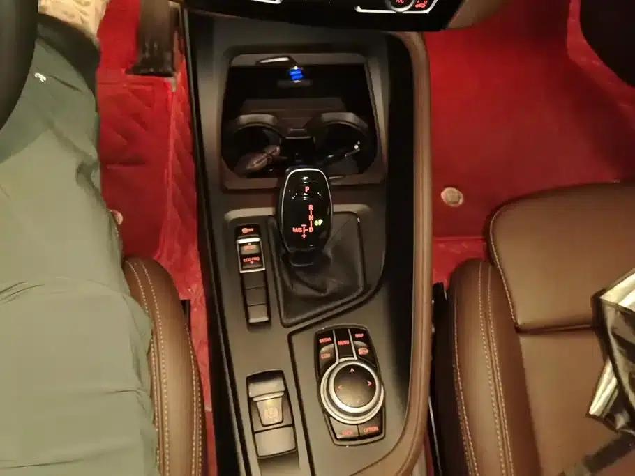 BMW X1 2022 sDrive25Li Leading Edition — миниатюра 16