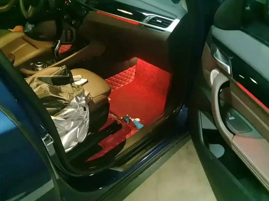 BMW X1 2022 sDrive25Li Leading Edition — миниатюра 8