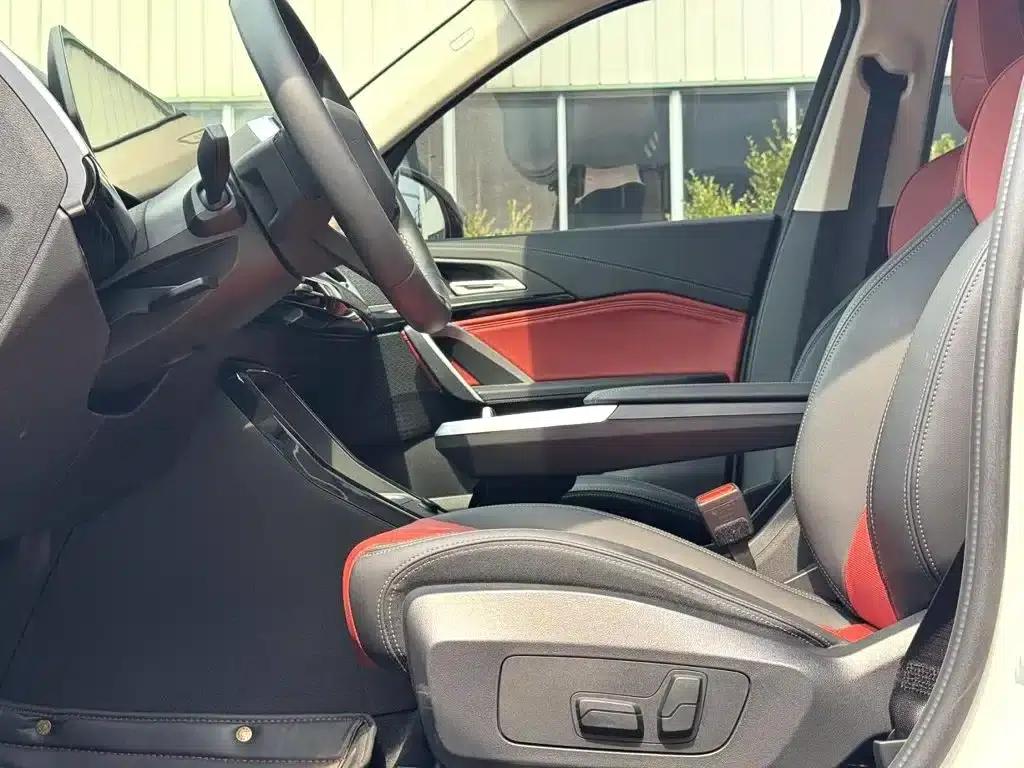 2023 BMW X1 sDrive20Li X Design Package — миниатюра 4