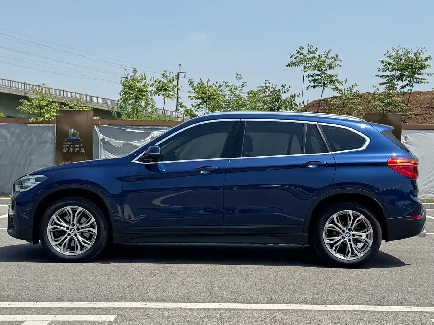 BMW X1 2019 sDrive20Li Leading Edition — миниатюра 7