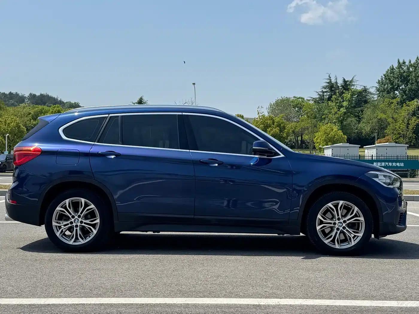 BMW X1 2019 sDrive20Li Leading Edition — миниатюра 8