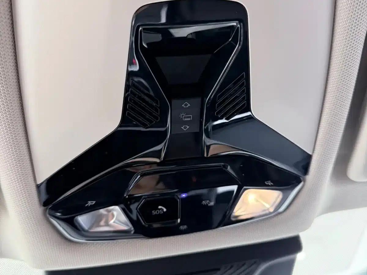 2023 BMW X1 sDrive20Li X Design Package — миниатюра 13