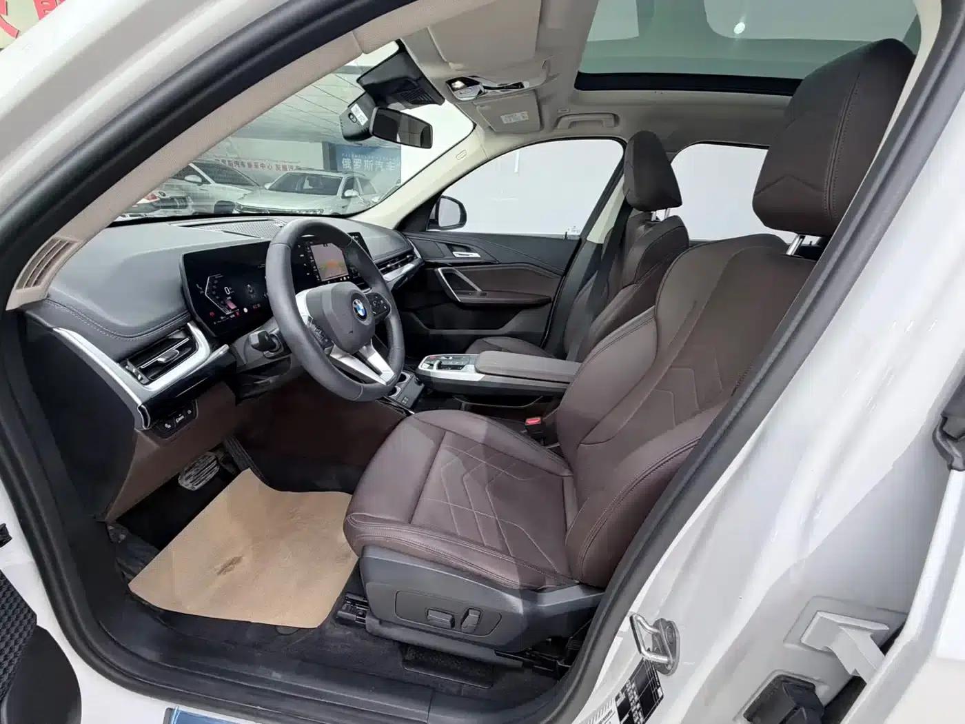 2023 BMW X1 sDrive20Li X Design Package — миниатюра 7