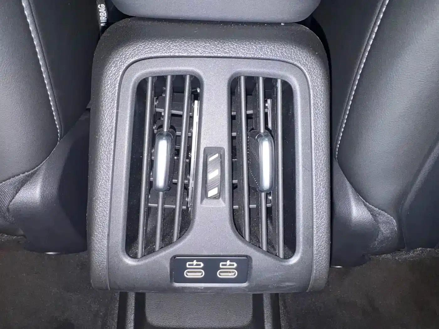 2023 BMW X1 sDrive20Li X Design Package — миниатюра 16