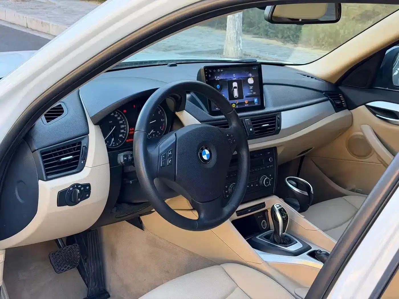 BMW X1 2012 sDrive20i Leading Edition — миниатюра 7