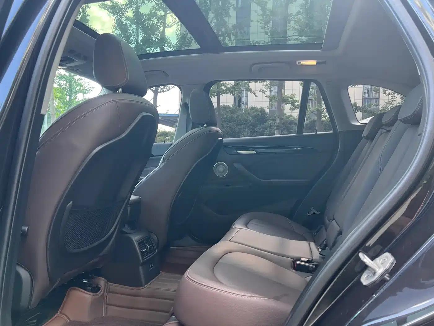 BMW X1 2022 sDrive20Li Premium — миниатюра 6