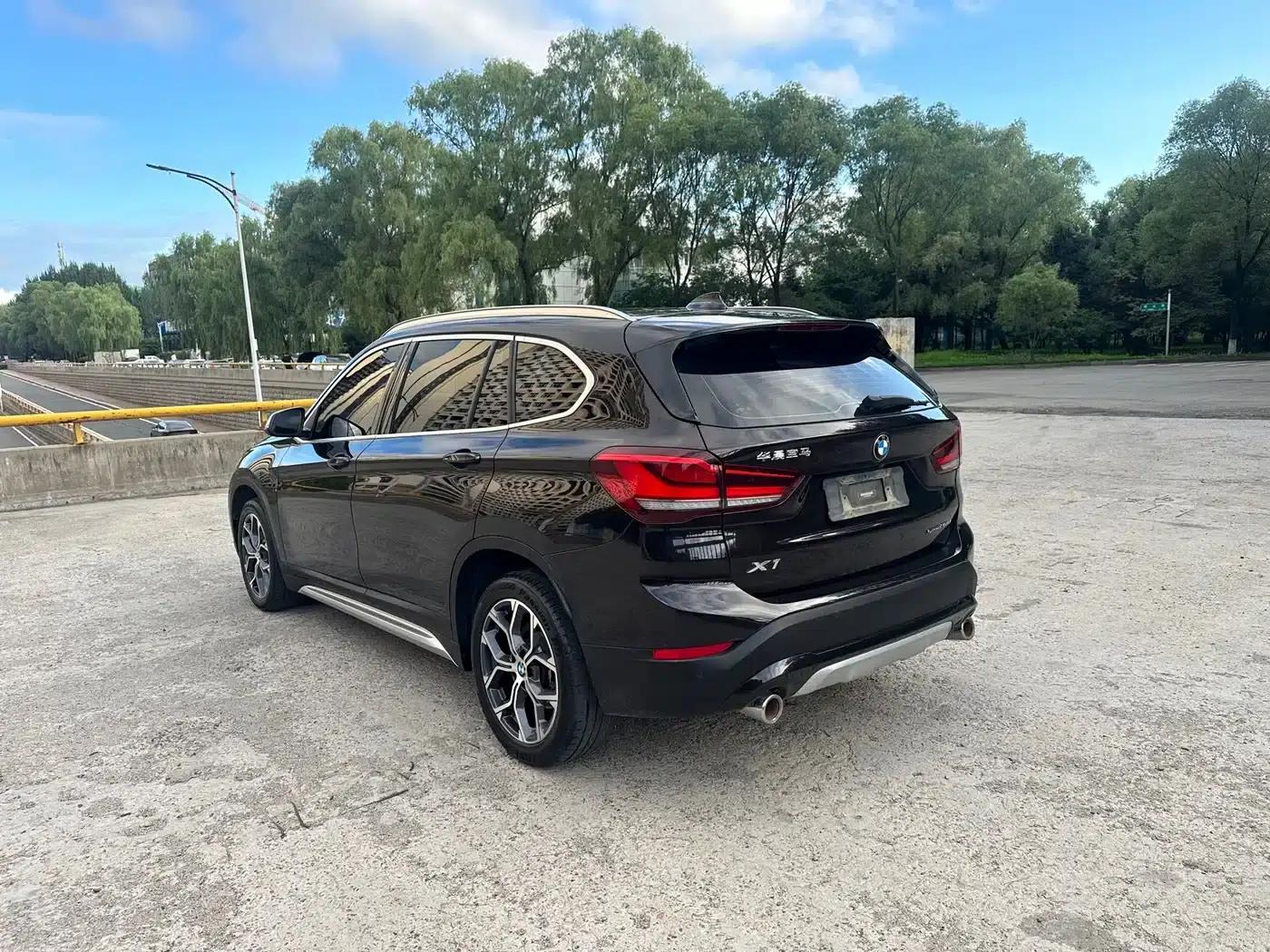 BMW X1 2022 sDrive20Li Fashion Edition — миниатюра 8