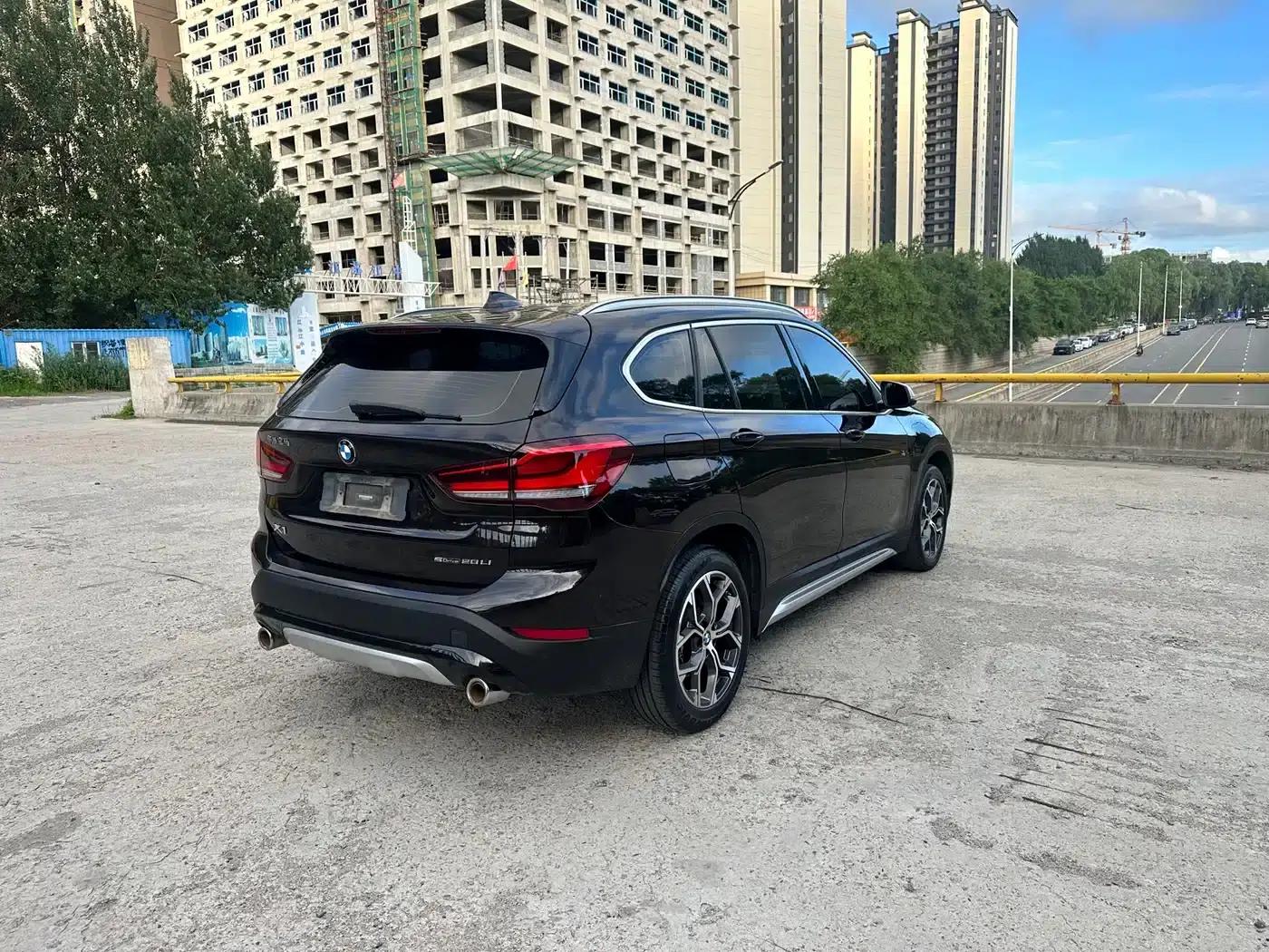 BMW X1 2022 sDrive20Li Fashion Edition — миниатюра 9