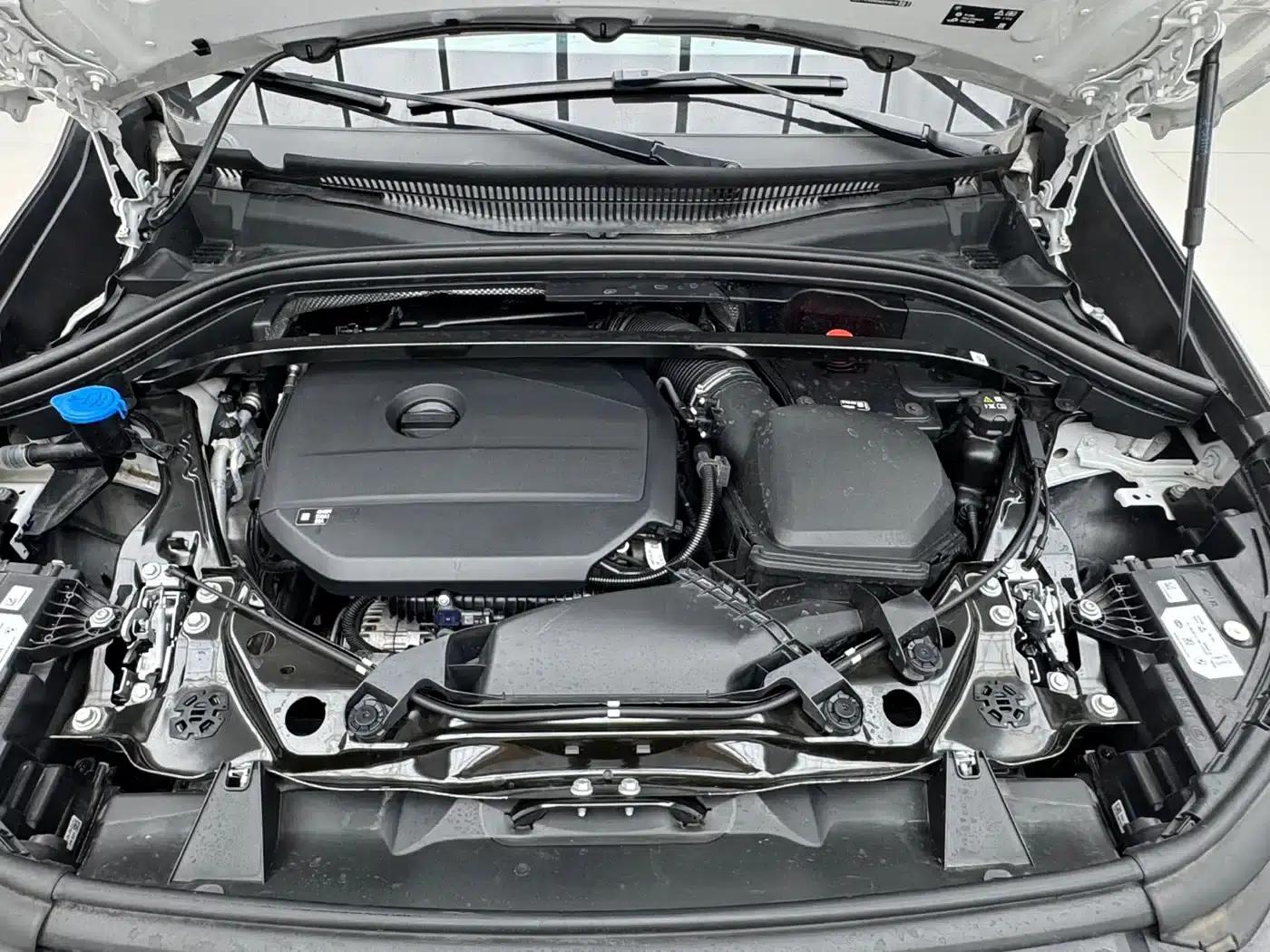 2023 BMW X1 sDrive20Li X Design Package — миниатюра 19